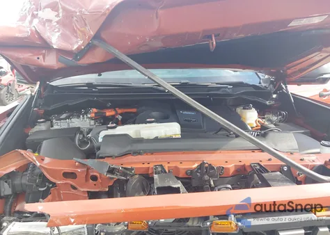 2024 Toyota Tundra Hybrid Trd Pro 4Wd z USA, uszkodzony, nr VIN 5TFPC5DB9RX045098